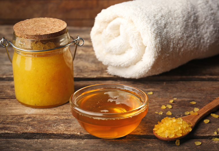 med kao slatka terapija - masaža medom