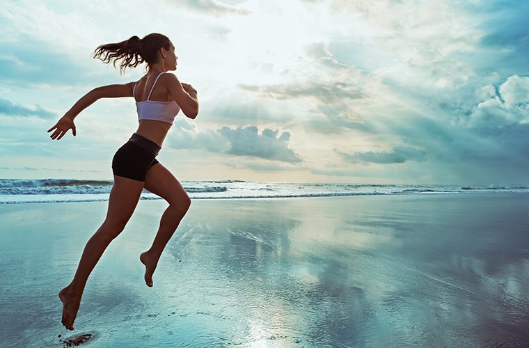 ljetni fitness vjezbanje trening rekreacija more plivanje trcanje nordijsko hodanje zdravlje