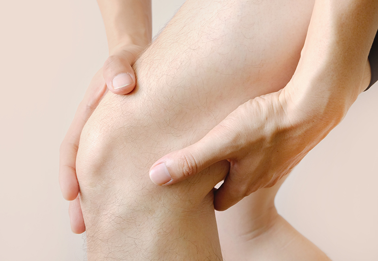 uzrok boli iza koljena