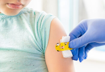cijepljenje djece tinejdzera protiv COVID-19 koronavirus Pfizer