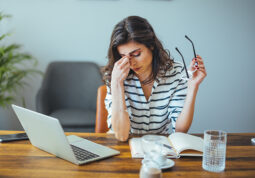 screen headache-migrena i ekrani
