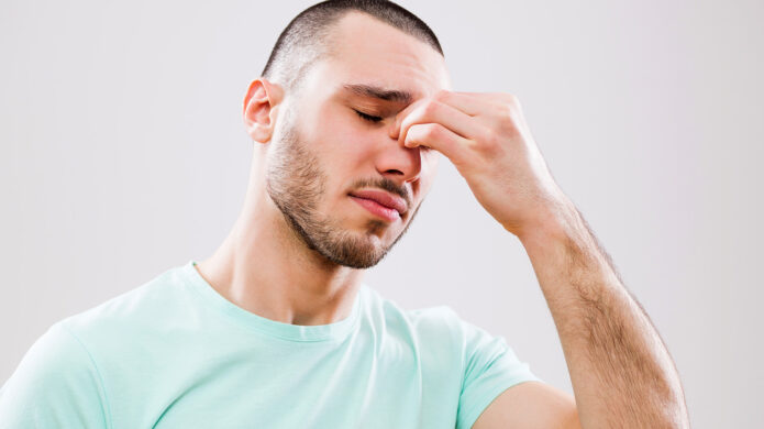 sinusi tlak barotrauma aerosinusitis